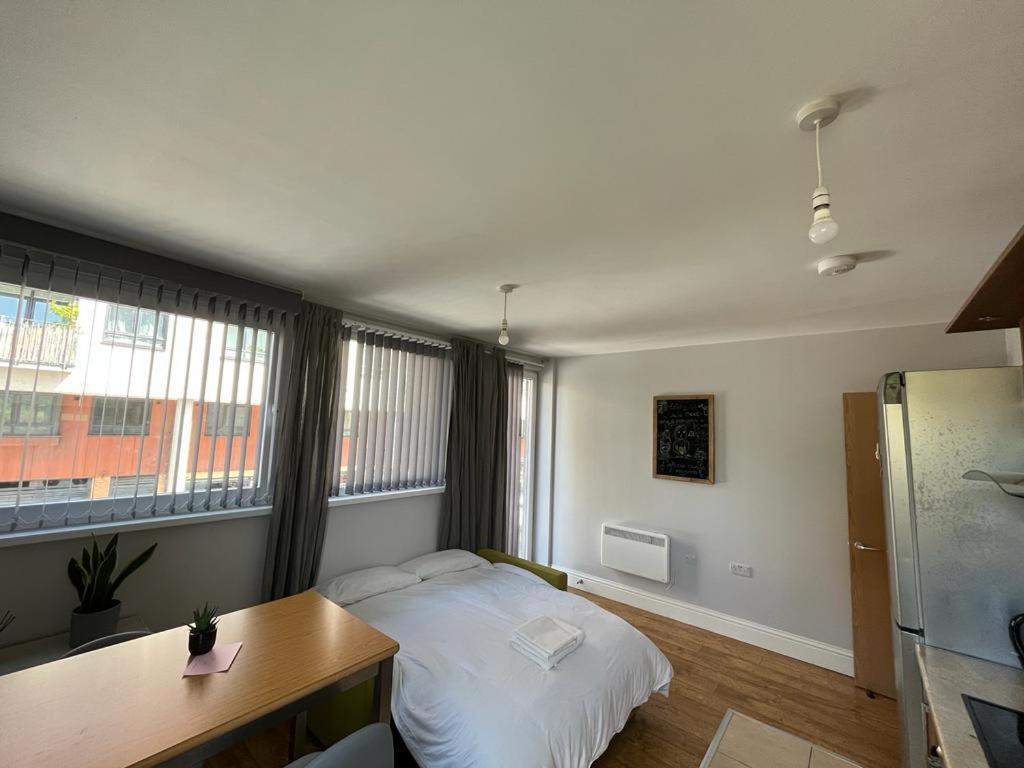 Apartament London Modern Flat Near Transports Zewnętrze zdjęcie