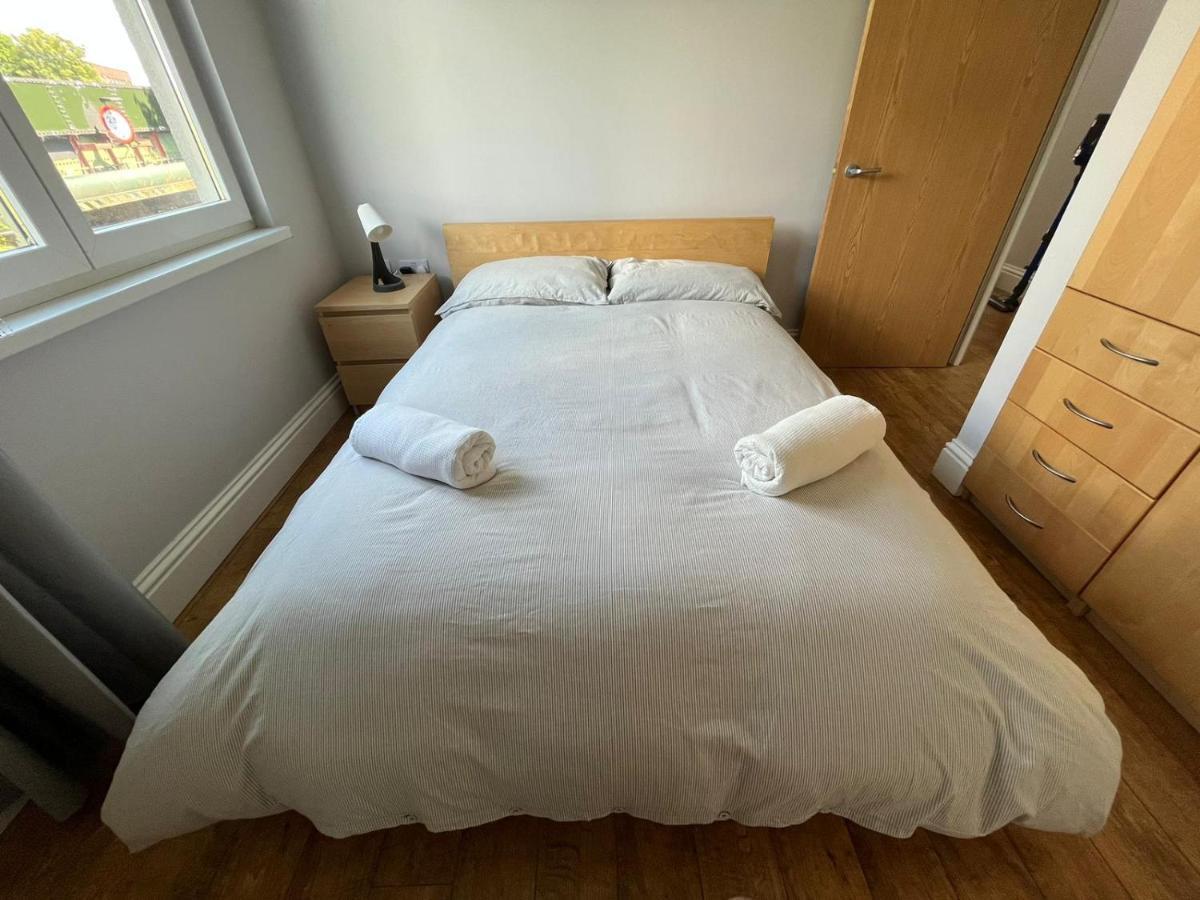 Apartament London Modern Flat Near Transports Zewnętrze zdjęcie