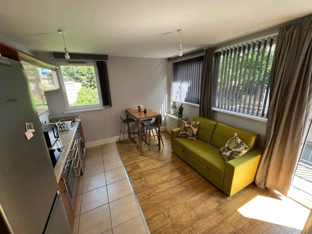 Apartament London Modern Flat Near Transports Zewnętrze zdjęcie