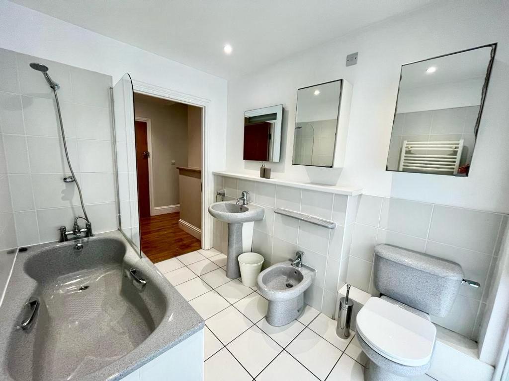 Apartament London Modern Flat Near Transports Zewnętrze zdjęcie