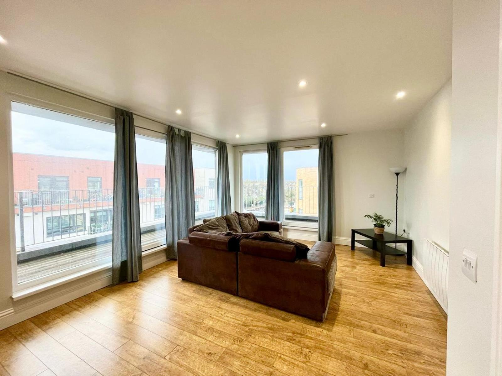 Apartament London Modern Flat Near Transports Zewnętrze zdjęcie